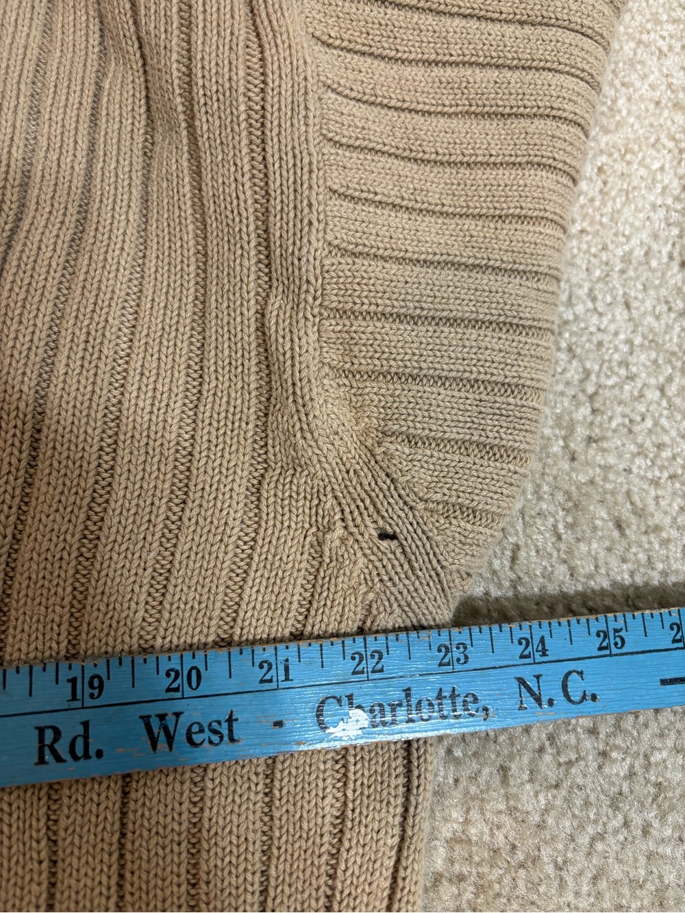 LL Bean Fisherman’s Sweater XL Cotton Cottage Tan - Picture 4 of 5